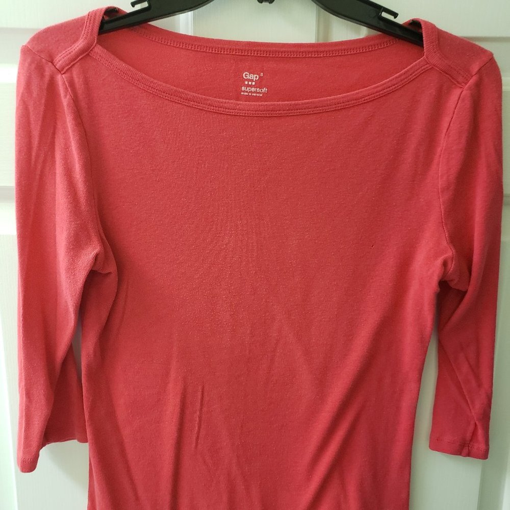 Gap Hot PInk Womens Top